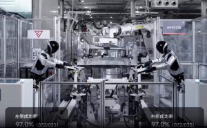 雷军透露小米机器人汽车工厂“实习”进展，5年内或批量进厂助力制造