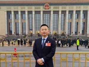 AI漫剧“洗稿”侵权乱象频现，周源建言：提高违法成本，维护原创生态