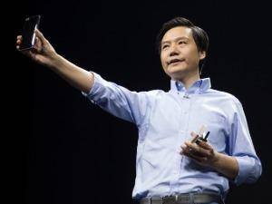 内存成本飙升引发手机涨价潮 雷军：内部提效缓解消费者压力