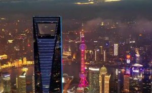 全国人大代表董明珠直陈观点：提升消费活力，关键在于提高工资水平