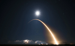 太空算力新赛道：马斯克绘宏图，中国以务实之姿探路前行