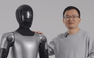 魔法原子“双面境遇”：5亿融资落袋 创始人离职搅动IPO风云