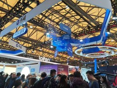 AWE现场AI热潮涌动：智能穿戴受追捧 芯片企业展实力引关注