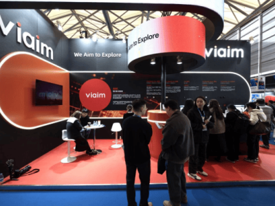 未来智能AWE首秀viaim品牌：以AI耳机为基，拓展办公生态新维度