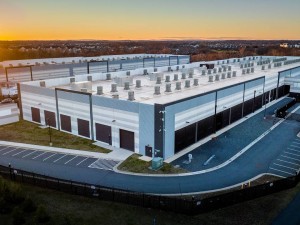 亚马逊CEO安迪·贾西：AI助力AWS十年后年营收或跃至6000亿美元