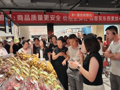 行舟R18模型揭秘：胖东来2万开放日如何以高维战略破内卷困局