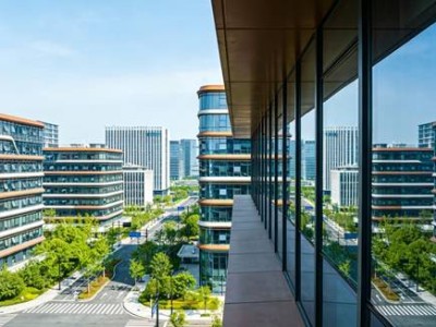 阿里“双面镜像”：AI绘就千亿宏图 电商转型阵痛待解