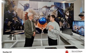 苹果50周年盛会：雷鸟创新凭空间计算游戏成焦点，共探未来交互新篇