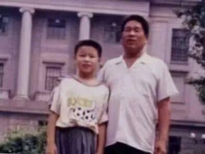 从河南县城到港交所：闫俊杰的AI逐梦路，MiniMax四年铸就传奇