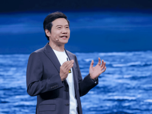 雷军“60撞60如120撞墙”言论引争议，物理真相下企业该吸取啥教训？