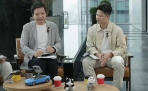 雷军谈小米机器人布局：最早入局者 虽亏钱但看好具身智能未来