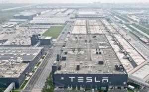 特斯拉盘前股价上扬，Optimus3量产在即或重塑劳动力与制造业格局