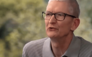 乔布斯临终嘱托库克：避开“模仿陷阱”，专注“做对的事”成就苹果传奇