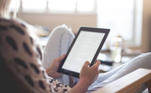 汉王科技连亏四年后：AI终端成新引擎，能否突破盈利困局迎曙光？