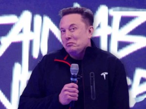 特拉华州法官陷偏见争议 主动回避三起涉马斯克股东诉讼案件