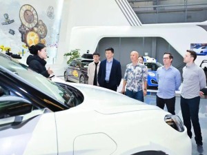 百度搜索推交互组件；Lyft高层访百度赞萝卜快跑；微博接入DuClaw助力内容创作与热点追踪