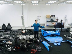 雷军直播拆车耗时3.5小时，复装超7小时，新SU7将用于研发测试