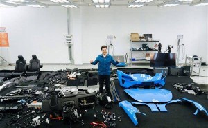 雷军亲自带队拆车直播，耗时7小时复装完成，新SU7核心竞争力尽显