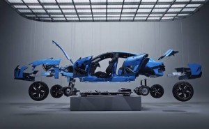 小米汽车新一代SU7拆车直播：量产车拆解再装 展现安全与制造工艺