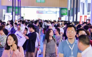 2026武汉具身智能展启幕 搭建全链平台 共绘人机协同产业新蓝图