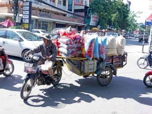 越南范日旺登顶东南亚首富宝座 彭云鹏身家缩水背后贫富差距引关注