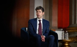 OpenAI高层“内讧”：CEO力推IPO，CFO担忧财务风险引分歧