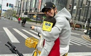 黄晓明带儿子骑行引热议，未注意交规公开致歉，育儿路上敲响警钟