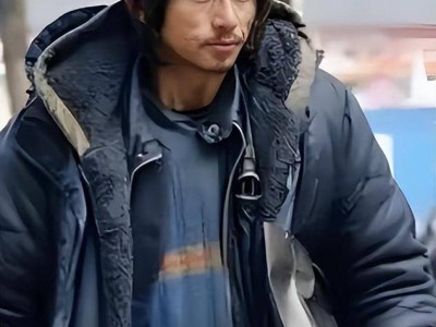 从“犀利哥”到“小马云”：流量狂欢后，普通人被消耗的残酷真相