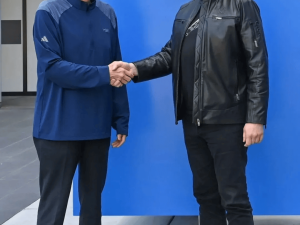 英特尔官宣入局马斯克TeraFab项目,芯片制造新征程能否改写算力未来?