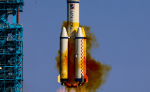 美AI三巨头联手“围堵”中国？阿里智能体经济破局，中国AI应用前景可期