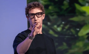 Meta竞争加剧：扎克伯格搬工位进AI团队，深度参与编程推动新模型发展