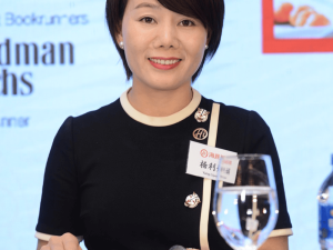 楊利娟回歸海底撈：老將出馬統(tǒng)籌“紅石榴計(jì)劃” 能否開啟新增長(zhǎng)？