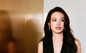 雷军为舒淇庆生“庆生带货两不误” 跨界互动展现品牌营销新智慧