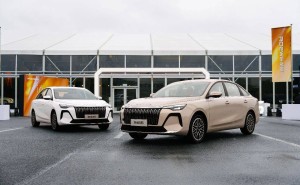 電車時代下，6萬級榮威i6如何以“長長久久”重新定義國民家轎？