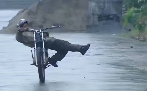 雷军与张雪：精英与草根的对比，董倩一语道破张雪受追捧的真相