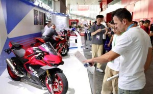 廣交會傳喜訊！張雪機車斬獲千余訂單 首批歐洲產(chǎn)品六月發(fā)運