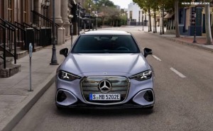 全新奔馳純電C級車全球首發亮相，性能強勁續航長，國產版年內將至