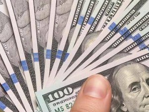 马斯克掌控SpaceX 10倍投票权，巨额开支与亏损下IPO关键数据浮出水面