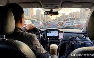 中年职场危机下，网约车退路渐窄，提前规划方能破局未来