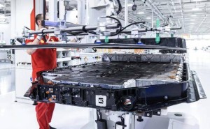 法拉利首款純電車Luce下月亮相 定價約55萬歐元 性能內飾亮點多