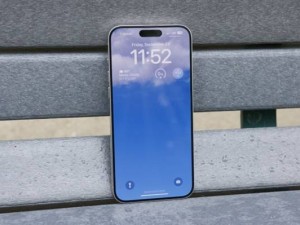 iPhone 18屏幕“復古”回四年前？庫克成本控制引網友吐槽蘋果“精打細算”