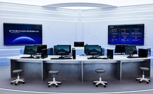 华为擎云独家冠名教装展：以“鸿蒙AI”赋能，开启教育数字化新篇章