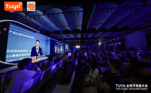 全球AI巨头齐聚深圳 涂鸦智能开发者大会共探AI商业化与硬件创新之路