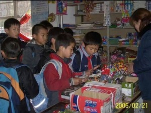 AI生图真假难辨引担忧：“马斯克卖瑜伽裤”难分虚实，网友直呼有图无真相