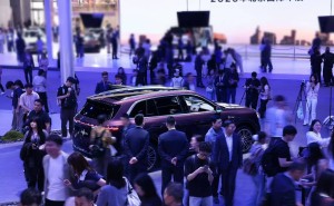 中國高端汽車崛起：百萬豪車消費轉向，技術體驗成新追求