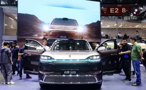 北京車展問界“出圈”：M6以性價比制勝，M9憑科技重塑豪華新標桿