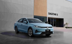 北京车展亮相！全新速腾S双1.5动力+22处储物，AI赋能重塑A+级家轿新体验