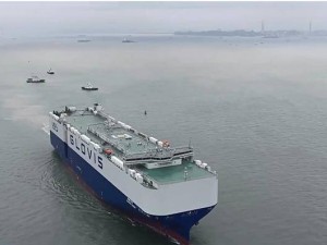 全球首艘万车级双燃料汽车运输船交付 国产化建造技术领跑全球