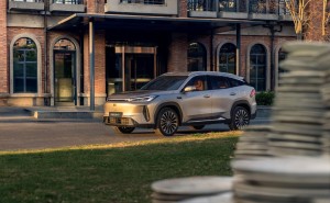 吉利銀河M7遠航家上市：長續航強科技，助力品牌沖擊200萬銷量