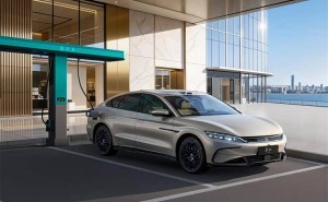 比亞迪寧德時代雙劍合璧：超充技術突破，新能源汽車普及再提速